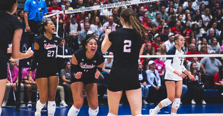 Huskers Trounce No. 16 Nittany Lions at Rec Hall