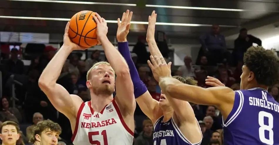 No. 7 Huskers Host Washington Wednesday Night