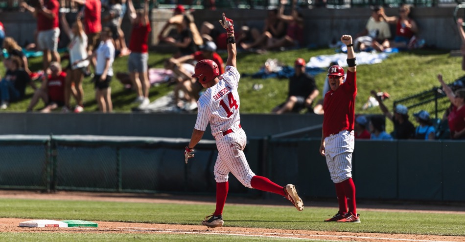 Sanderson’s Walk-Off Blast Lifts Huskers to Series Win