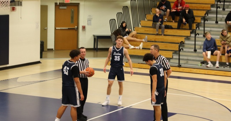GICC Boys Basketball Snags 12th Win At York, 47-27