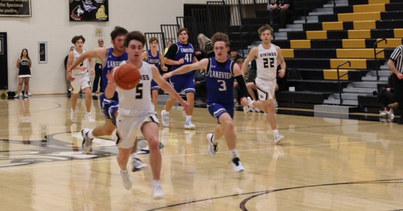 Lakeview Stings Northwest Boys, 65-58