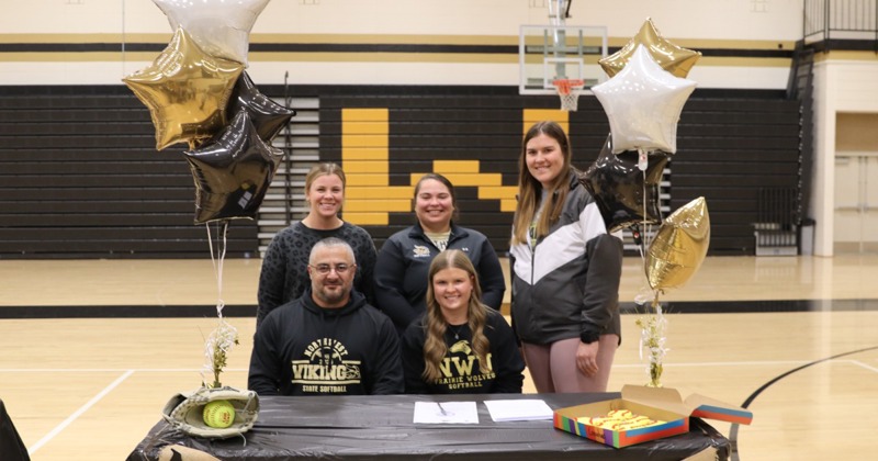 Loman Signs With Nebraska Wesleyan 